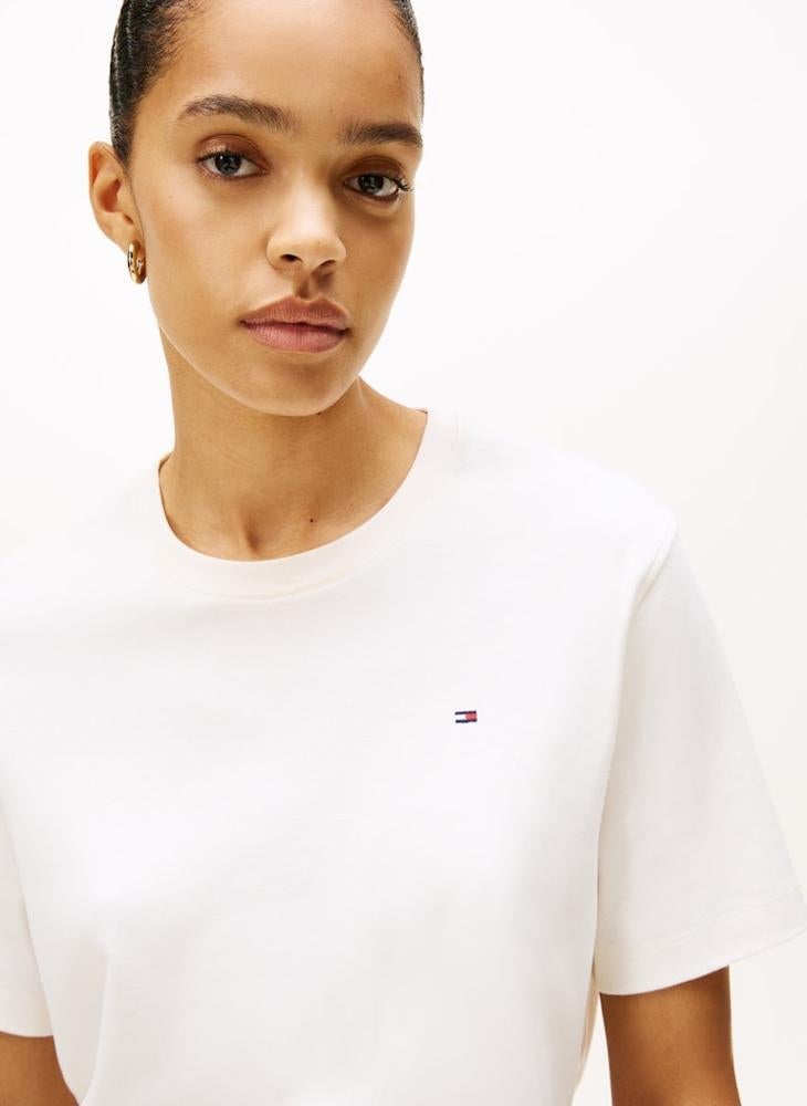 تومي هيلفيغر تيشيرت بياقة دائرية مزين بشعار العلامة التجارية - Image 3